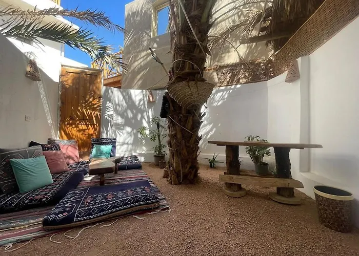 Apartman First House